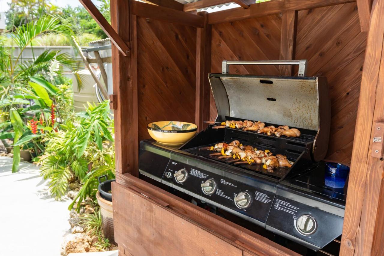 Island Breeze - Round House With Bbq - Wooden Hot Tub - Beach Onna Eksteriør bilde