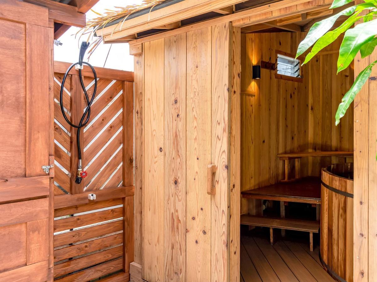 Island Breeze - Round House With Bbq - Wooden Hot Tub - Beach Onna Eksteriør bilde